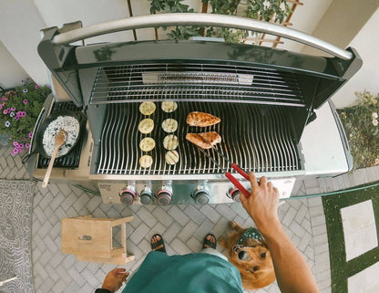 Napoleon Prestige® 665 Grill Series with Infrared Side & Rear Burners