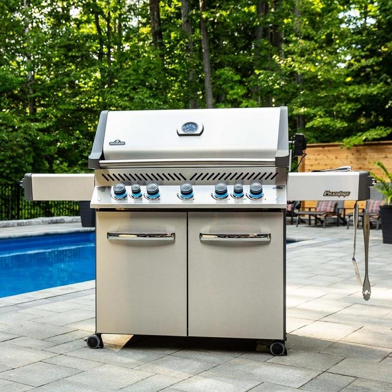 Napoleon Prestige® 665 Grill Series with Infrared Side & Rear Burners