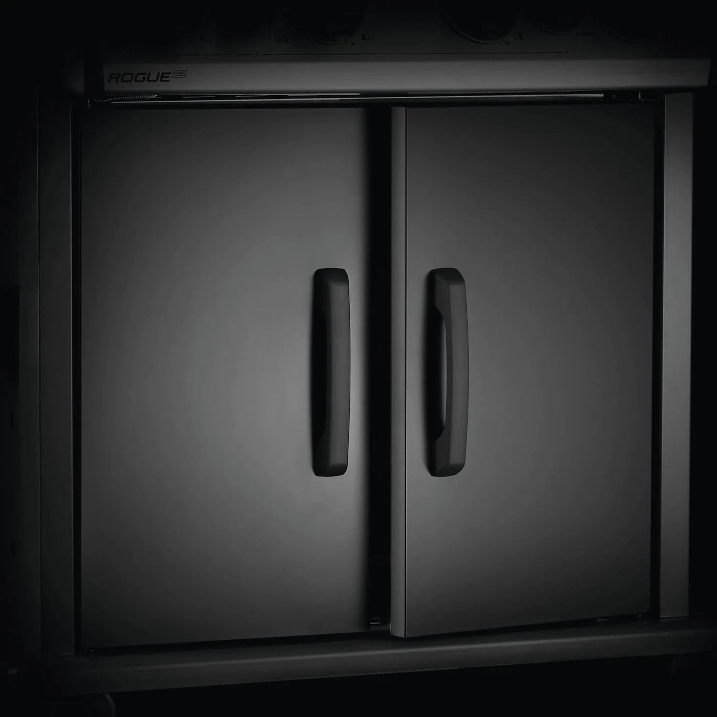 Napoleon Rogue® XT 525 Series with Infrared Side Burner