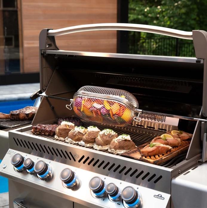 Napoleon Prestige® 665 Grill Series with Infrared Side & Rear Burners